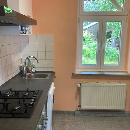 Apartment Deli 106 *